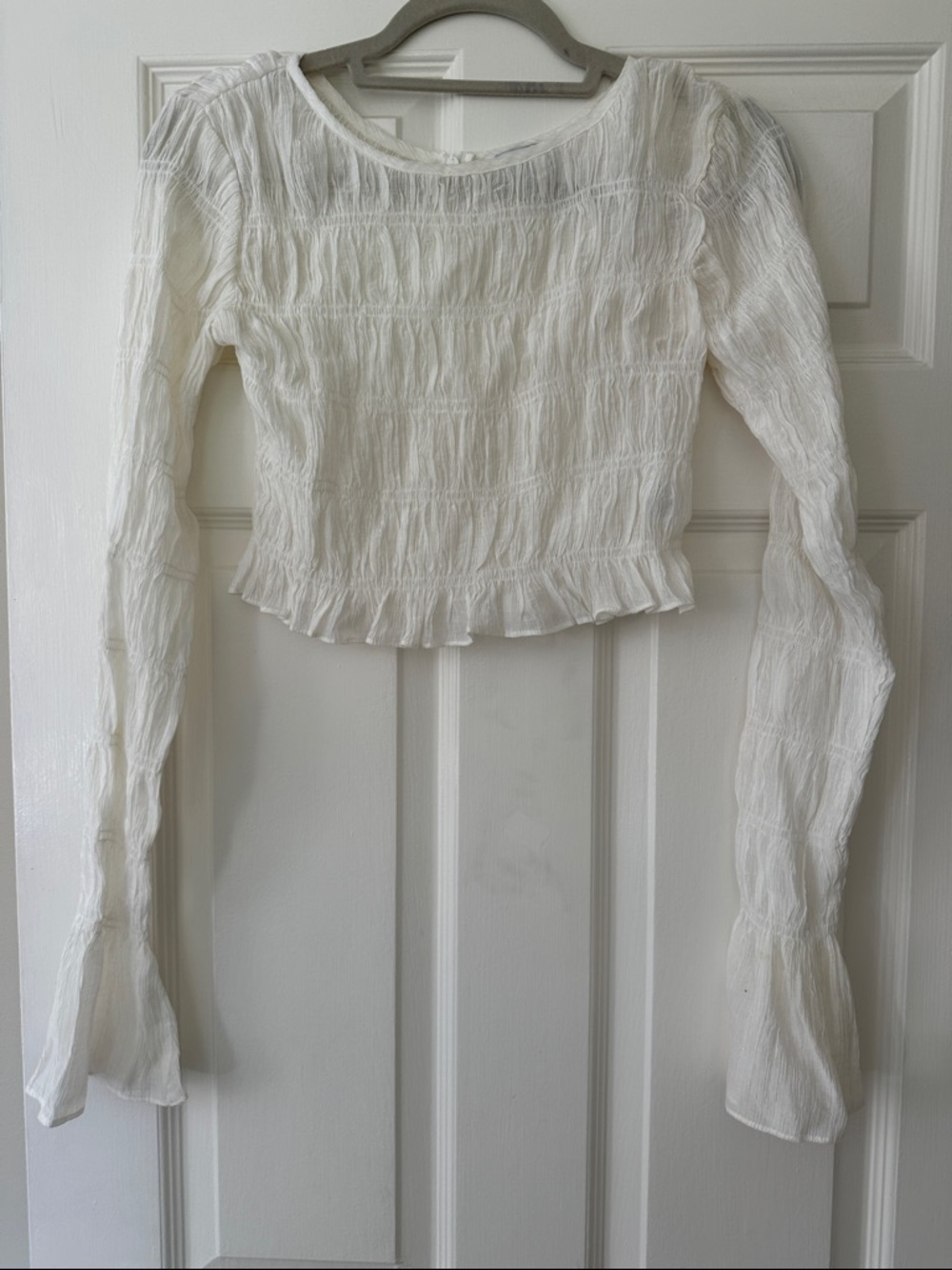 Sabo Skirt White Smocked Long-Sleeve Crop Top